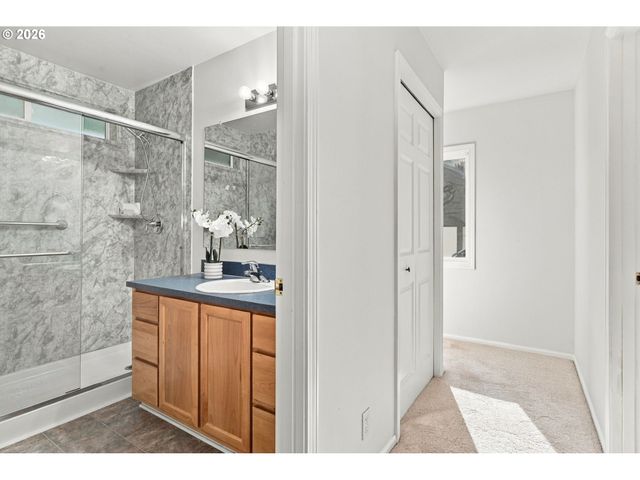 2617 MIMI St, Eugene, OR 97404