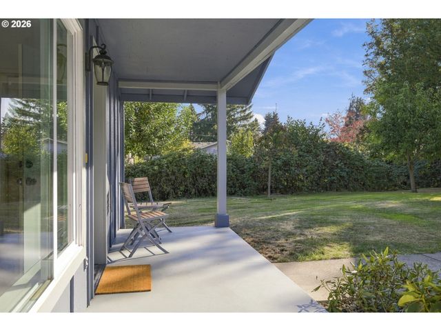 2617 MIMI St, Eugene, OR 97404
