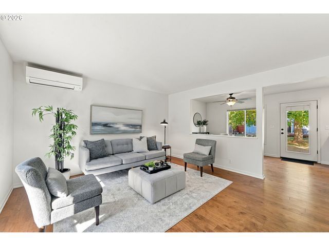 2617 MIMI St, Eugene, OR 97404