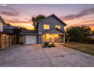 2617 MIMI St, Eugene, OR 97404