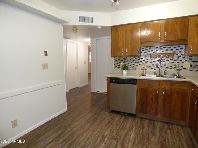 440 S PARKCREST -- 141, Mesa, AZ 85206