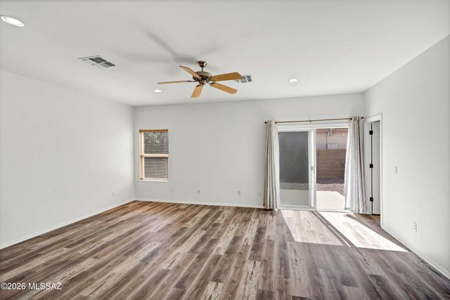 739 W Buffalo Grass Drive, Oro Valley, AZ 85755