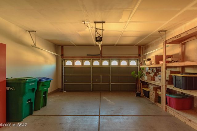 739 W Buffalo Grass Drive, Oro Valley, AZ 85755