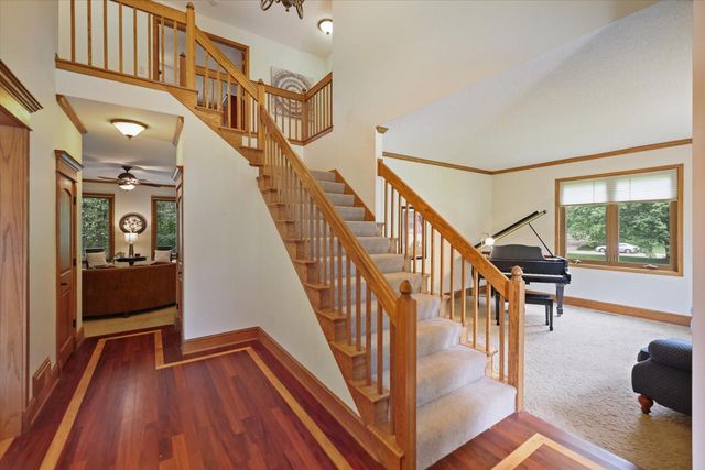 12093 Gantry Lane, Apple Valley, MN 55124