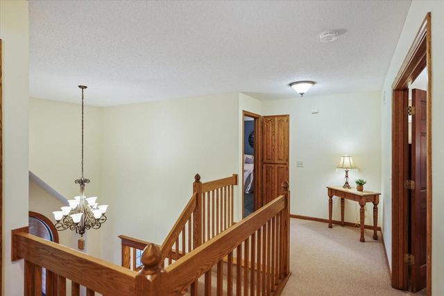 12093 Gantry Lane, Apple Valley, MN 55124