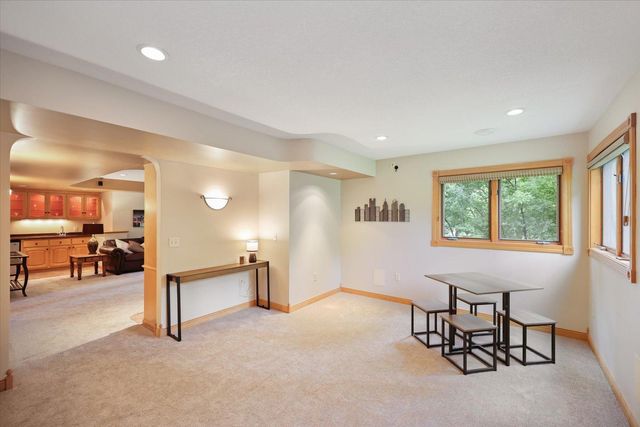 12093 Gantry Lane, Apple Valley, MN 55124