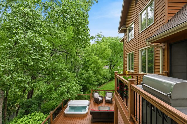 12093 Gantry Lane, Apple Valley, MN 55124