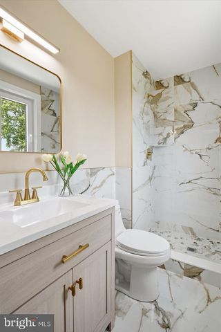 3531 CHIMNEY SWIFT DR, Huntingdon Valley, PA 19006