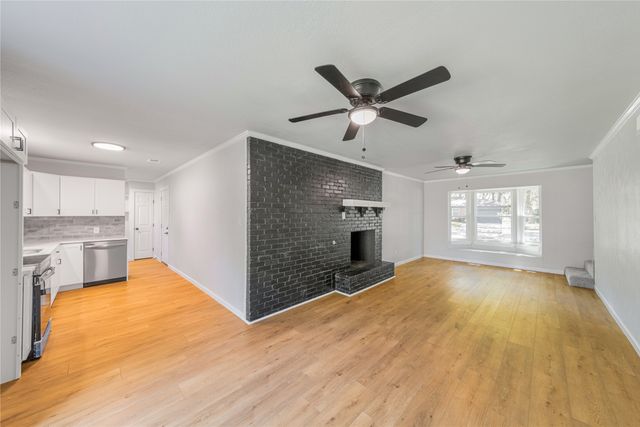 426 Little John Drive, Irving, TX 75061