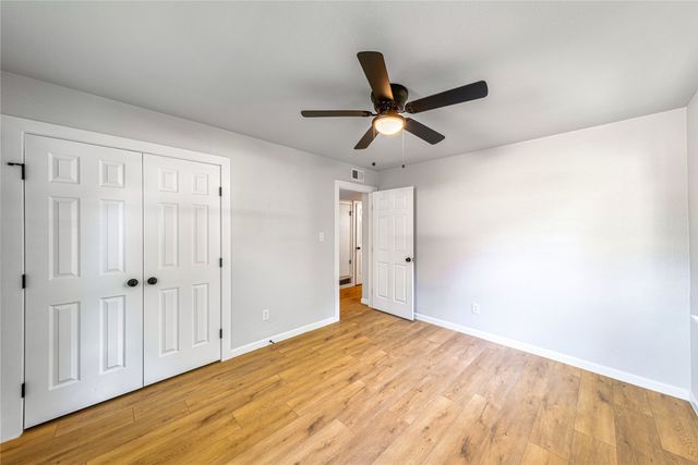 426 Little John Drive, Irving, TX 75061