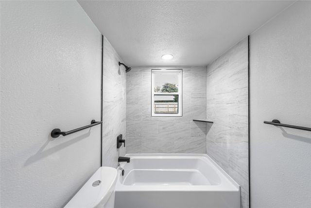 426 Little John Drive, Irving, TX 75061