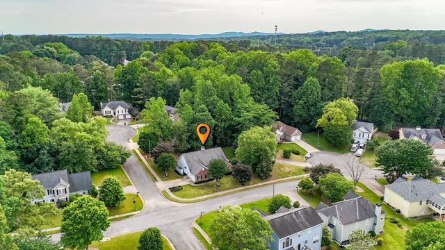 507 Huntgate Road, Woodstock, GA 30189