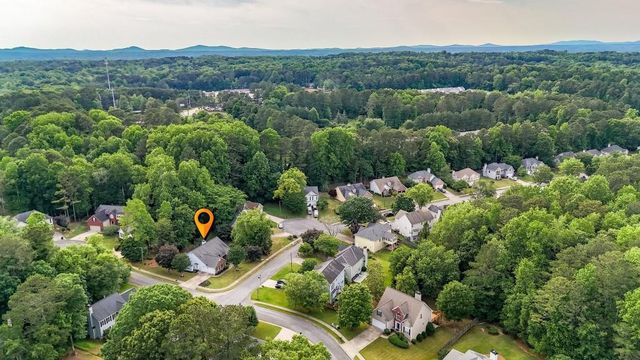 507 Huntgate Road, Woodstock, GA 30189