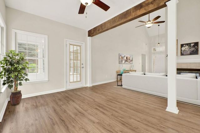 507 Huntgate Road, Woodstock, GA 30189