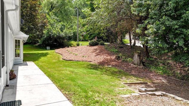 507 Huntgate Road, Woodstock, GA 30189