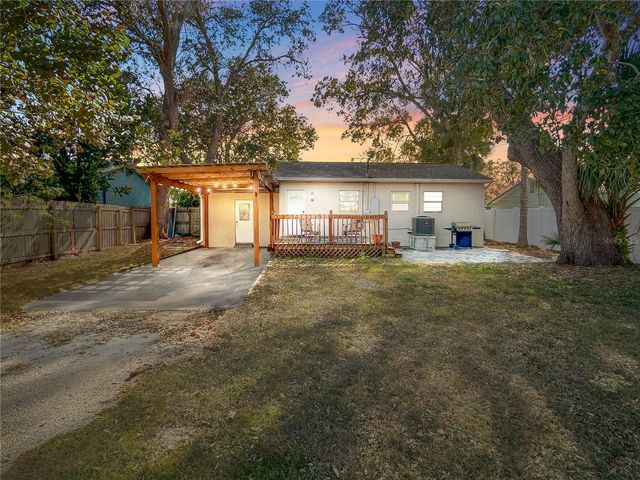 441 40TH AVENUE NE, St Petersburg, FL 33703