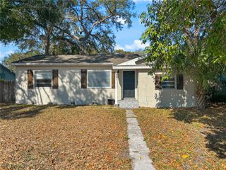 441 40TH AVENUE NE, St Petersburg, FL 33703