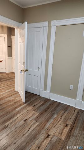 22 King Street 2, Hartford, CT 06114