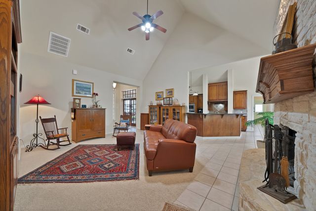 2526 Hayley Drive, Weatherford, TX 76085