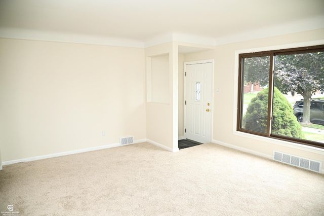 20618 Sunnyside Street, St Clair Shores, MI 48080