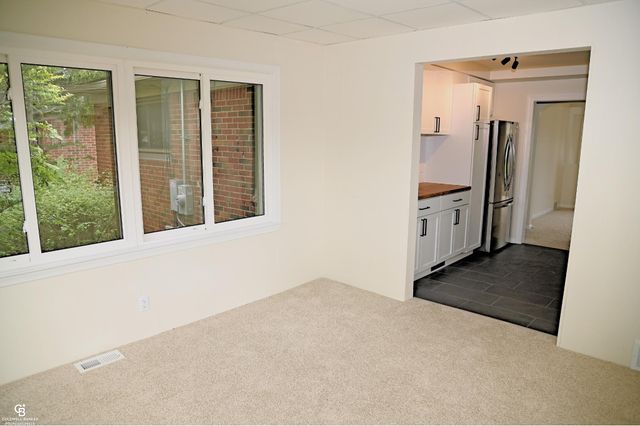 20618 Sunnyside Street, St Clair Shores, MI 48080