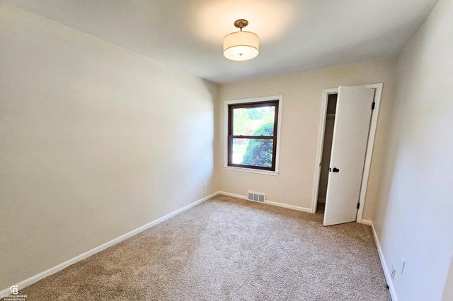 20618 Sunnyside Street, St Clair Shores, MI 48080