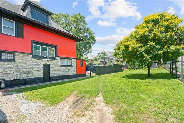 3302 Prospect Avenue, Kansas City, MO 64130