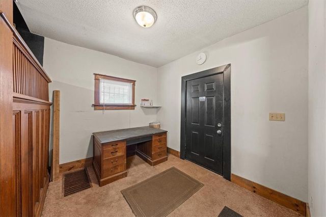 3302 Prospect Avenue, Kansas City, MO 64130