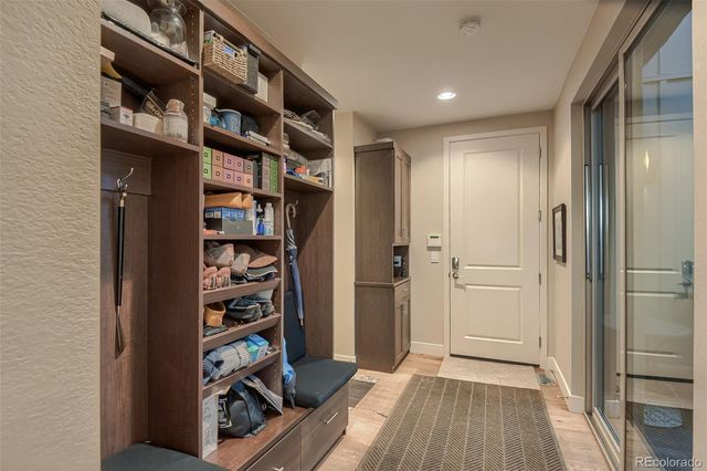 6959 S Buchanan Street, Aurora, CO 80016