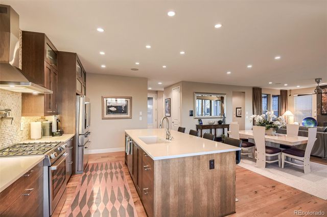 6959 S Buchanan Street, Aurora, CO 80016