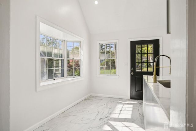 101 Ravine Drive, Matawan, NJ 07747