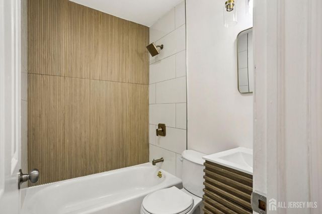 101 Ravine Drive, Matawan, NJ 07747