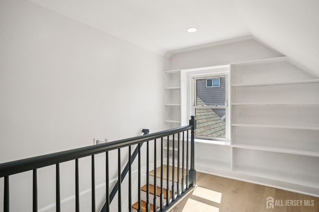 101 Ravine Drive, Matawan, NJ 07747