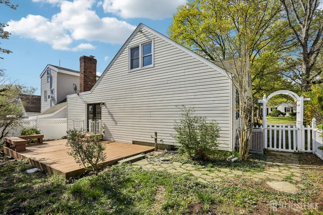 101 Ravine Drive, Matawan, NJ 07747