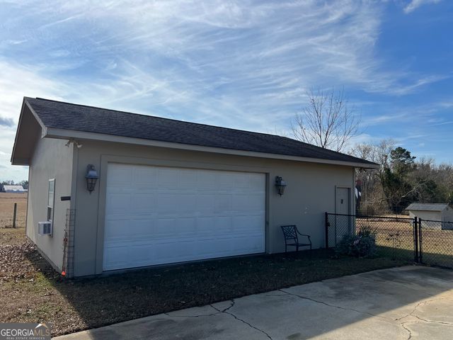 1512 Buckeye Road, East Dublin, GA 31027