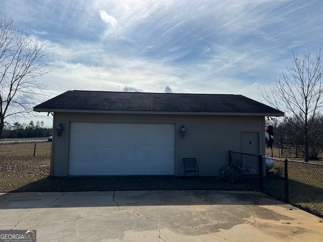 1512 Buckeye Road, East Dublin, GA 31027