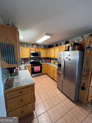 1512 Buckeye Road, East Dublin, GA 31027