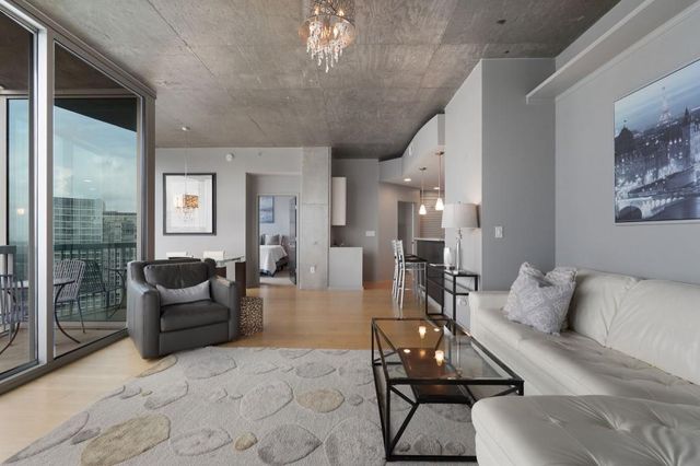 3324 Peachtree NE Road 2918, Atlanta, GA 30326