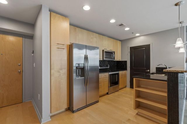 3324 Peachtree NE Road 2918, Atlanta, GA 30326