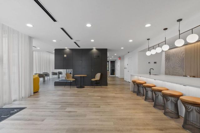 3324 Peachtree NE Road 2918, Atlanta, GA 30326