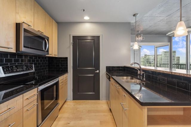 3324 Peachtree NE Road 2918, Atlanta, GA 30326