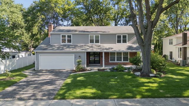 1249 STONEGATE Road, Naperville, IL 60540