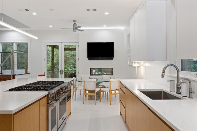 3413 Bunny Run, Austin, TX 78746
