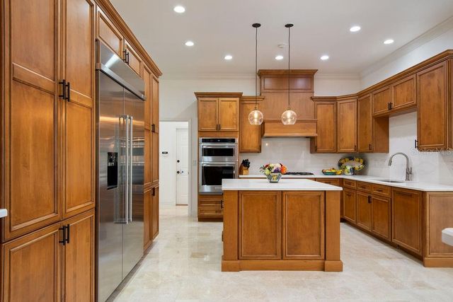 555 E LAKE SUE AVENUE, Winter Park, FL 32789