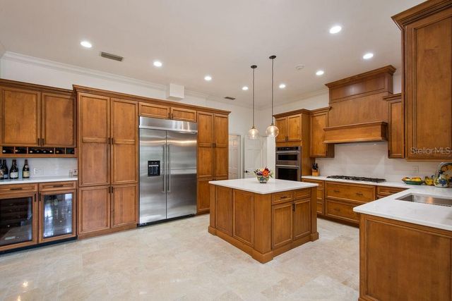 555 E LAKE SUE AVENUE, Winter Park, FL 32789
