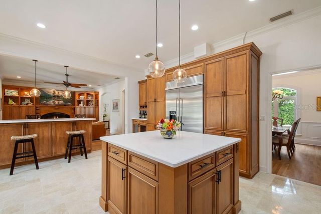 555 E LAKE SUE AVENUE, Winter Park, FL 32789