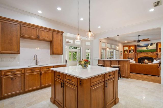 555 E LAKE SUE AVENUE, Winter Park, FL 32789