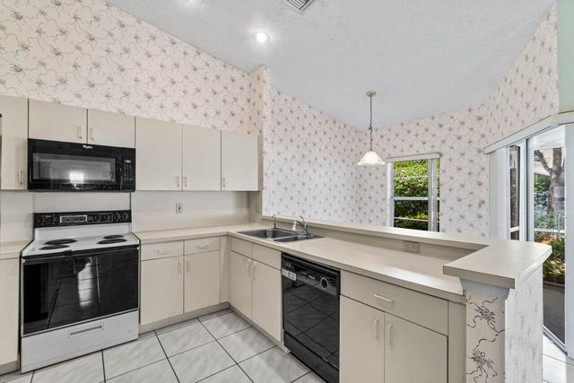 10001 Country Brook Road, Boca Raton, FL 33428