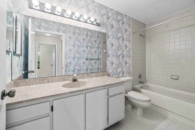 10001 Country Brook Road, Boca Raton, FL 33428