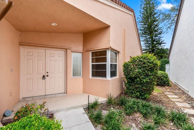 10001 Country Brook Road, Boca Raton, FL 33428